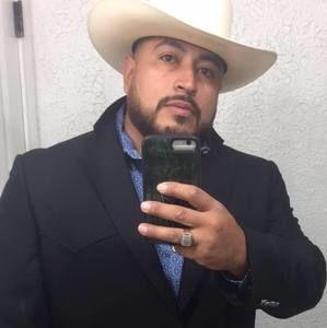 Meet your Posher, Manuel